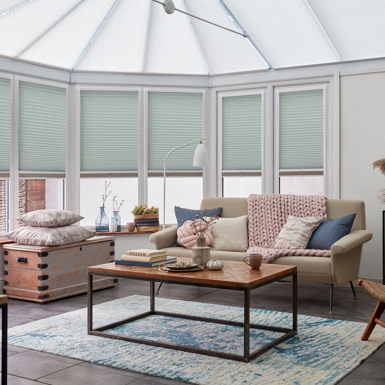Highgrove Leaf Conservatory Side Pleated Blind