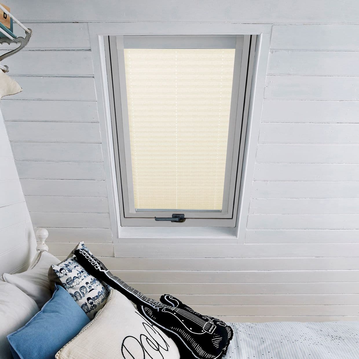 Moreno Cornsilk Skylight Pleated Blind