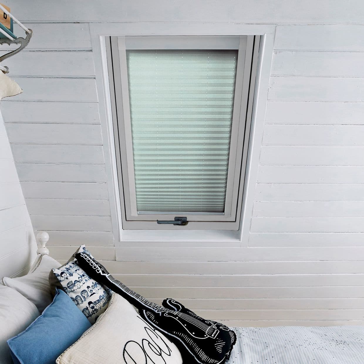 Zen Green Skylight Pleated Blind
