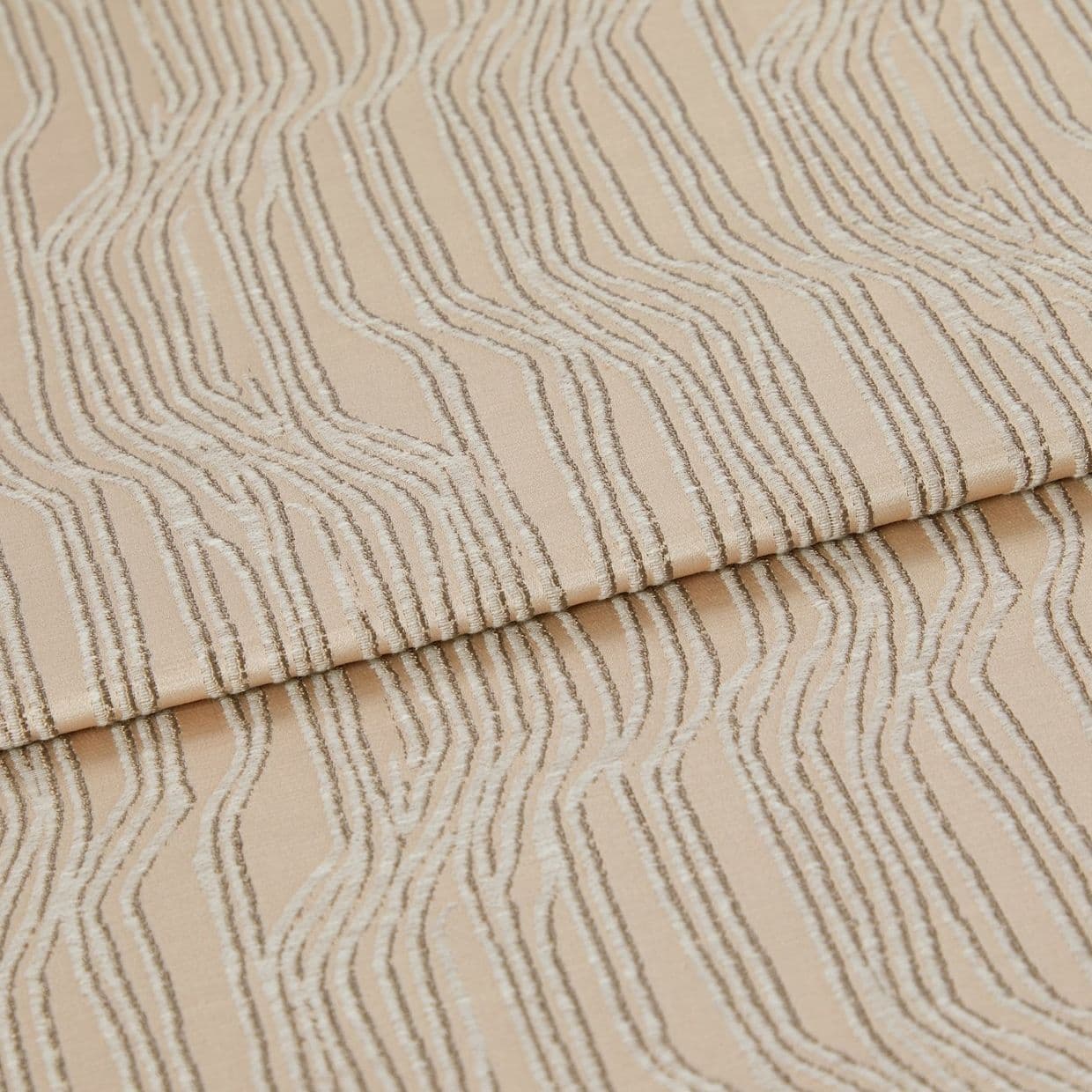 Maud Shell Roman blind
