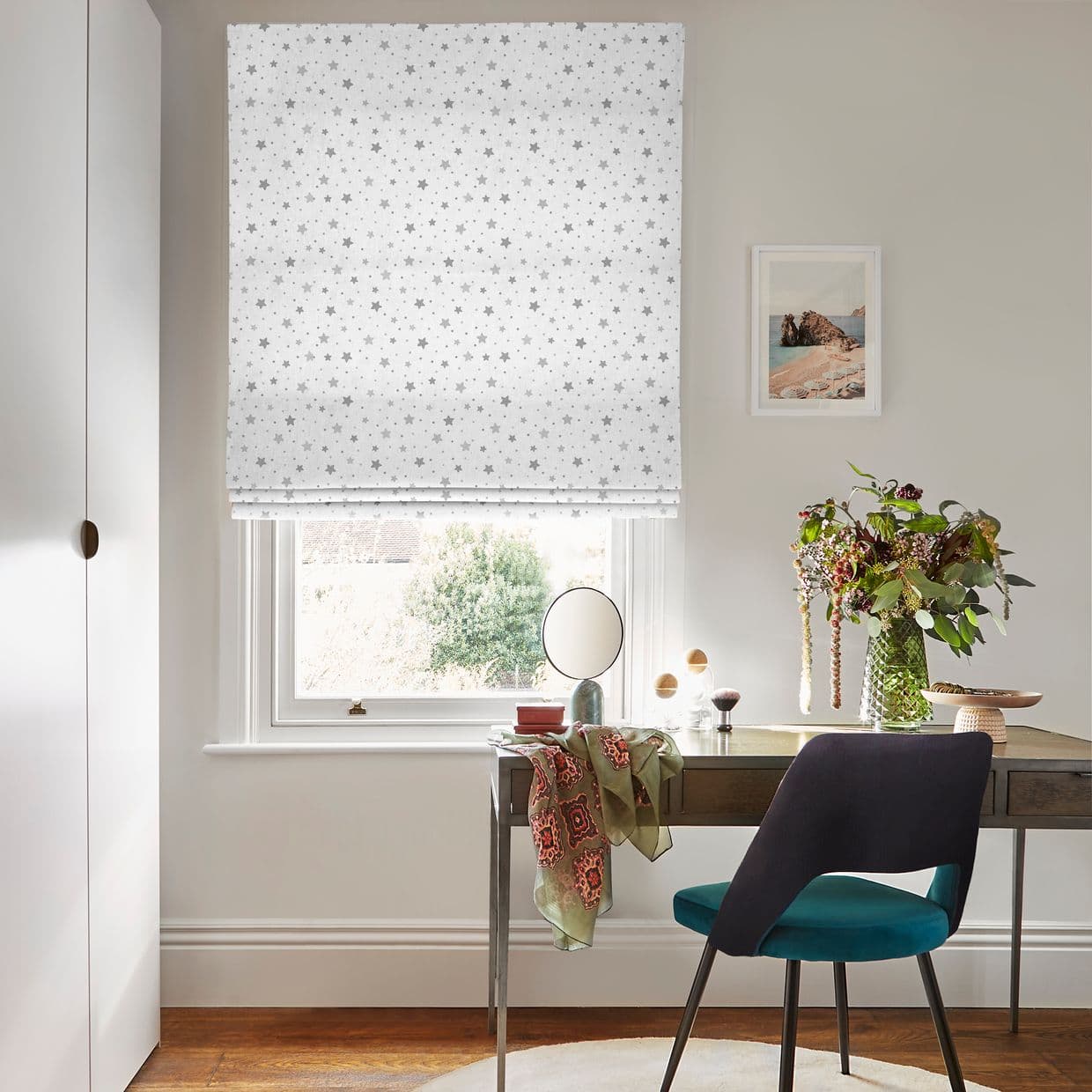 Space Mono Roman blind